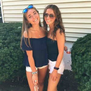 Meet your Posher, Gracie